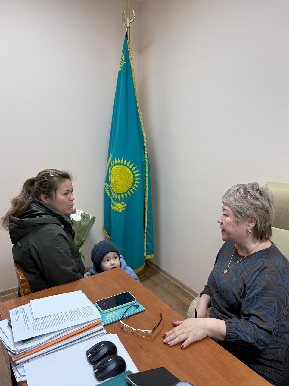 Балабақшамен баланы қамту жолдары (ата-анамен сұхбат)